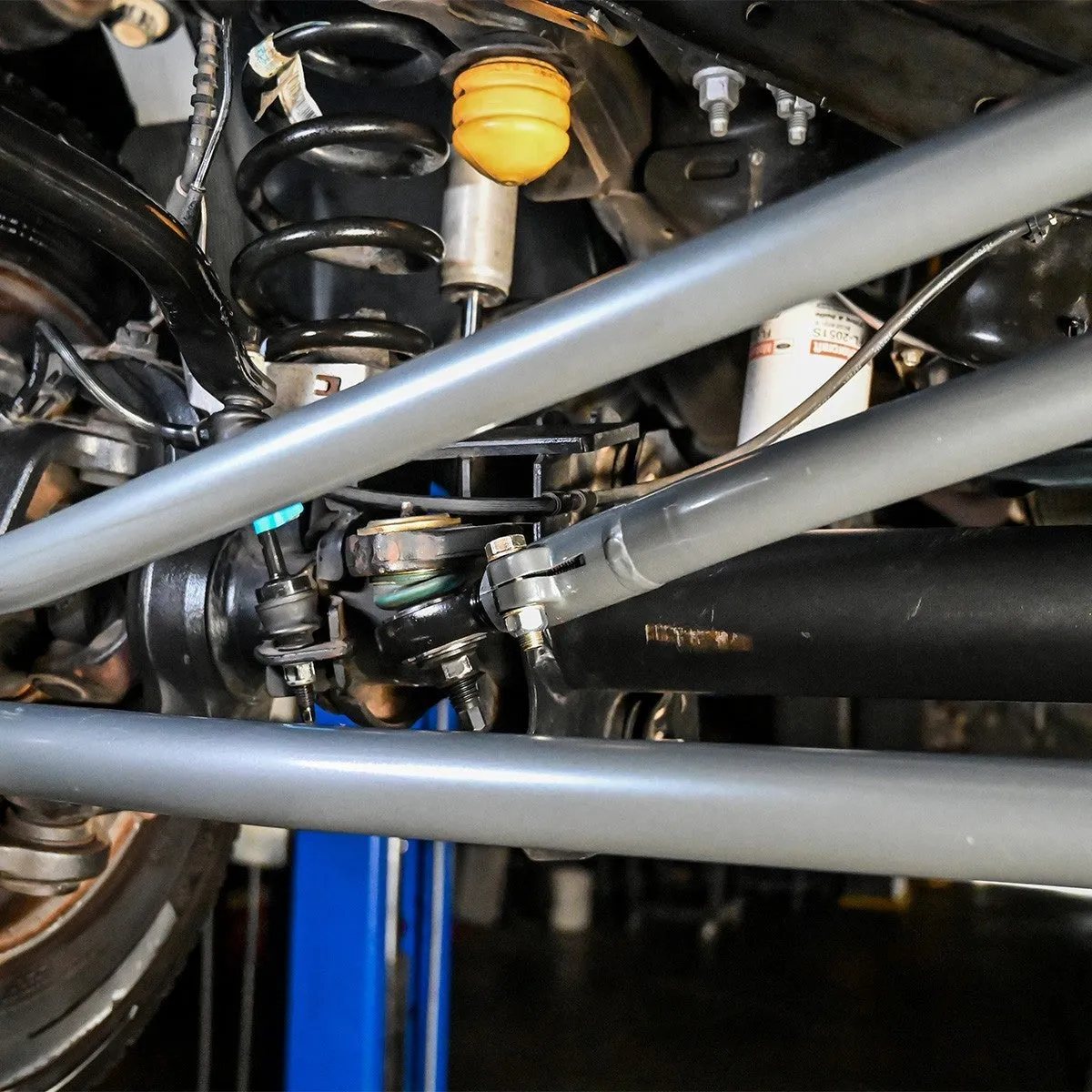 Ford 2005 - 2016 Super Duty F-250 F-350 2005 F-450 F-550 F-600 Heavy Duty Adjustable Front Track Bar product image