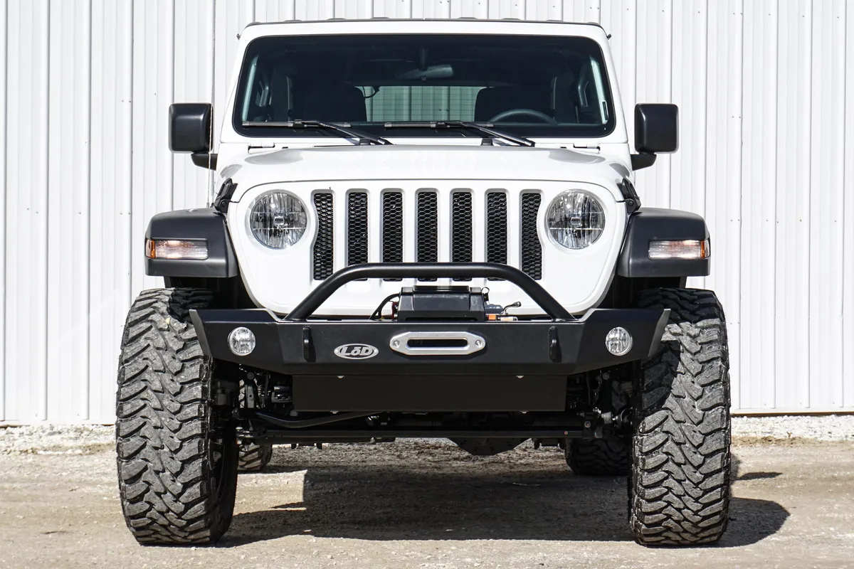 JL/JT Signature Series Mid Width Front Bumper, Setup for Warn Power Plant Winch only, w / Bull Bar (Black Powder Coated) product image