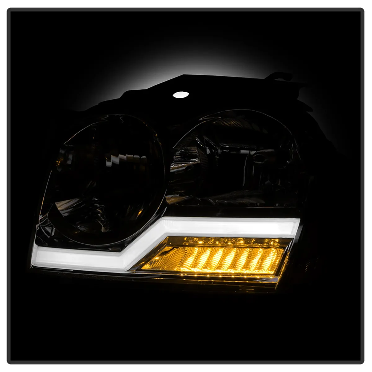 0507 Grand Cherokee Headlights With LED Light Bar Chrome product image