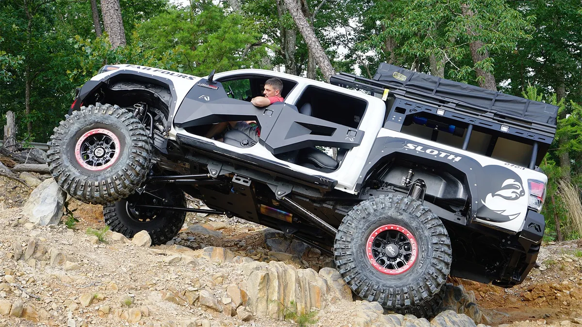 99-04 F250 F350 Fab Fours Elite Front Bumper w Full Grille Guard product image