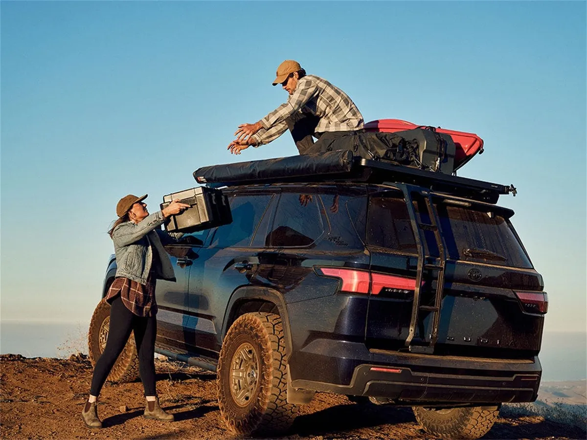 Toyota Sequoia 2022-Current Slimline II Roof Rack Kit product image