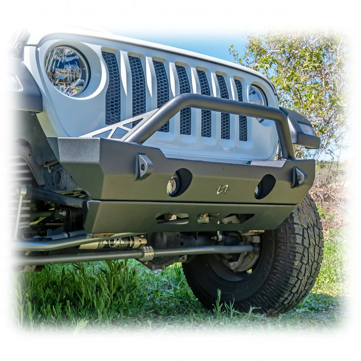 Jeep JK/JL/JT Front Bumper with Welded-On Bull Bar & Skid Plate | 2007–2025 product image