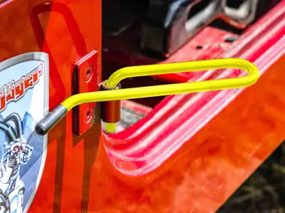 Steinjager Steinjäger Exterior Accessories Wrangler YJ 1987-1995 Foot Pegs Neon Yellow