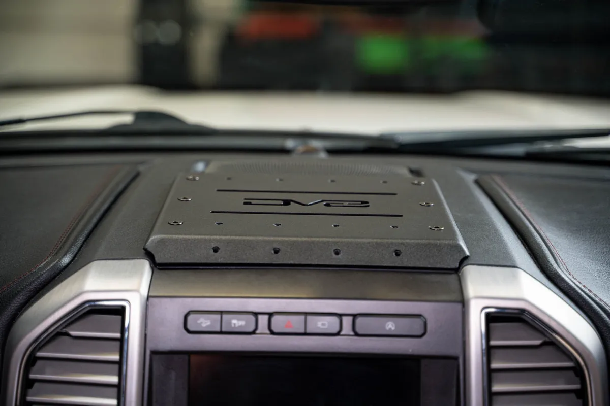 2015-2020 F-150 & 2017-2021 F-250/350 | Digital Device Dash Mount product image