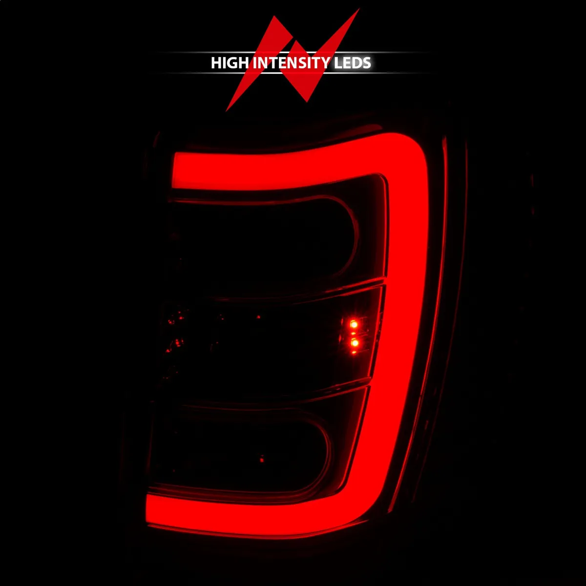 LED Tail Lights w Light Bar Chrome Housing Red Clear Lens Jeep Grand Cherokee 1999-2004 product image