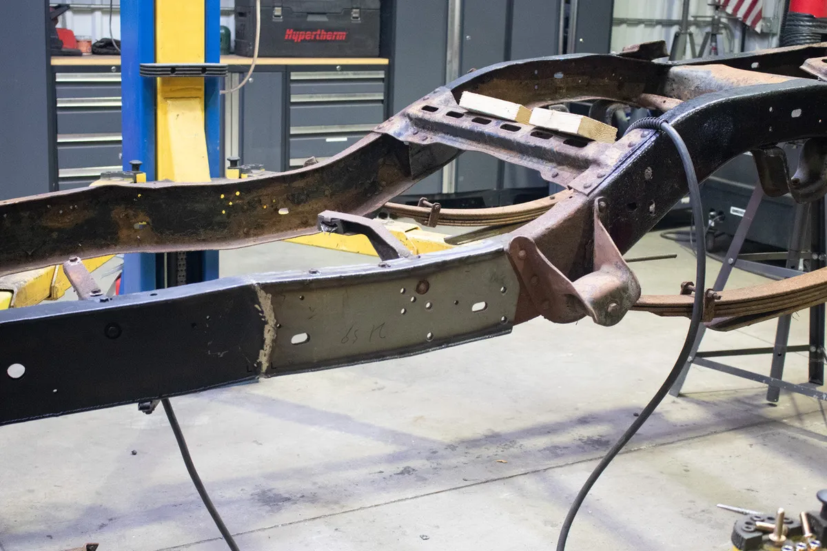 Rust Buster 1973-1991 Chevy k5 Blazer Gmc k5 Jimmy Mid Frame Section Left Side Rb7437l product image