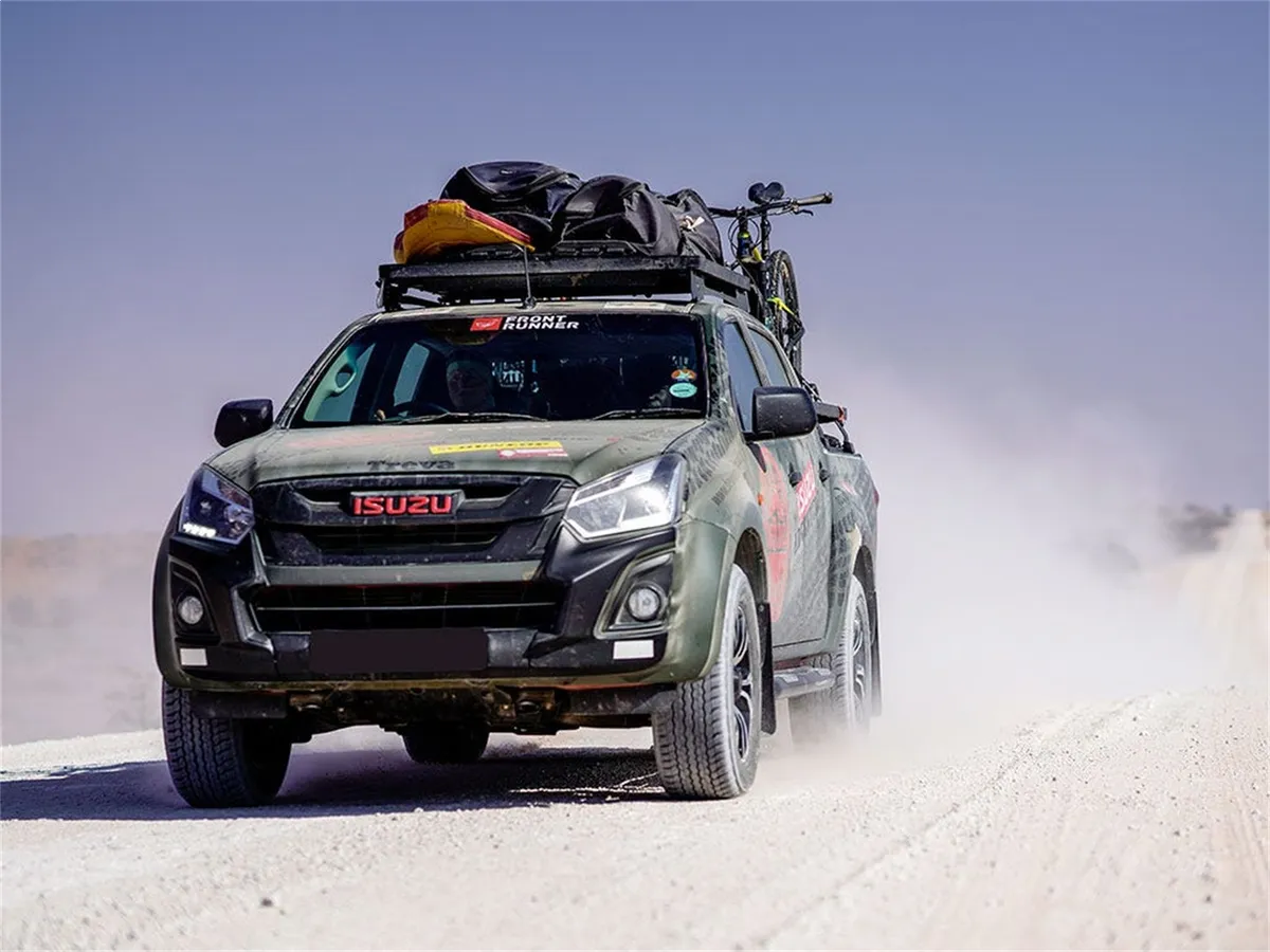 Isuzu DC 2013-Current Slimline II Roof Rack Kit product image