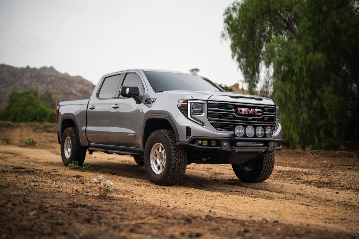 DV8 2022-2025 GMC Sierra 1500 Tube Front Bumper FBGC1-04 product image