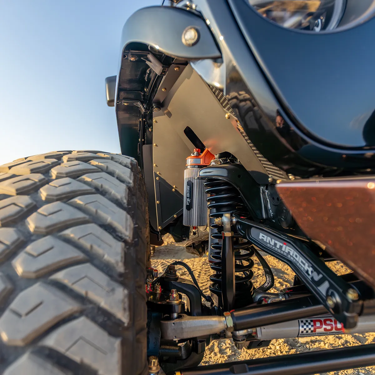 18c Wrangler/20c Gladiator Front Inner Fender Liner Raw product image