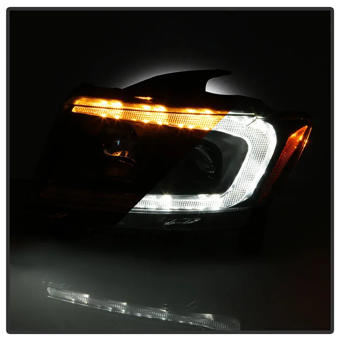 ( Spyder Signature ) Jeep Grand Cherokee 11-13 Xenon/HID Model Only ( Not Compatible With Halogen Model ) Light Bar Projector Headlights - Black - Low Beam-D1S(Not Included) ; High Beam-H1(Included) ; Signal-LED product image