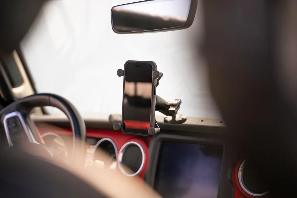 DV8 Offroad Jeep Wrangler JL & Gladiator JT | Digital Device Dash Mount product image