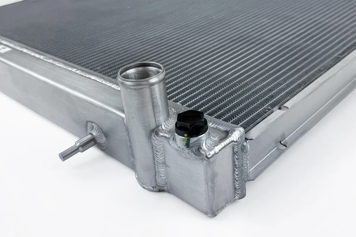 CSF Cooling - Racing & High Performance Division 7231 R34 Skyline GT-R/GTS High-Performance All-Aluminum Radiator - Silver product image