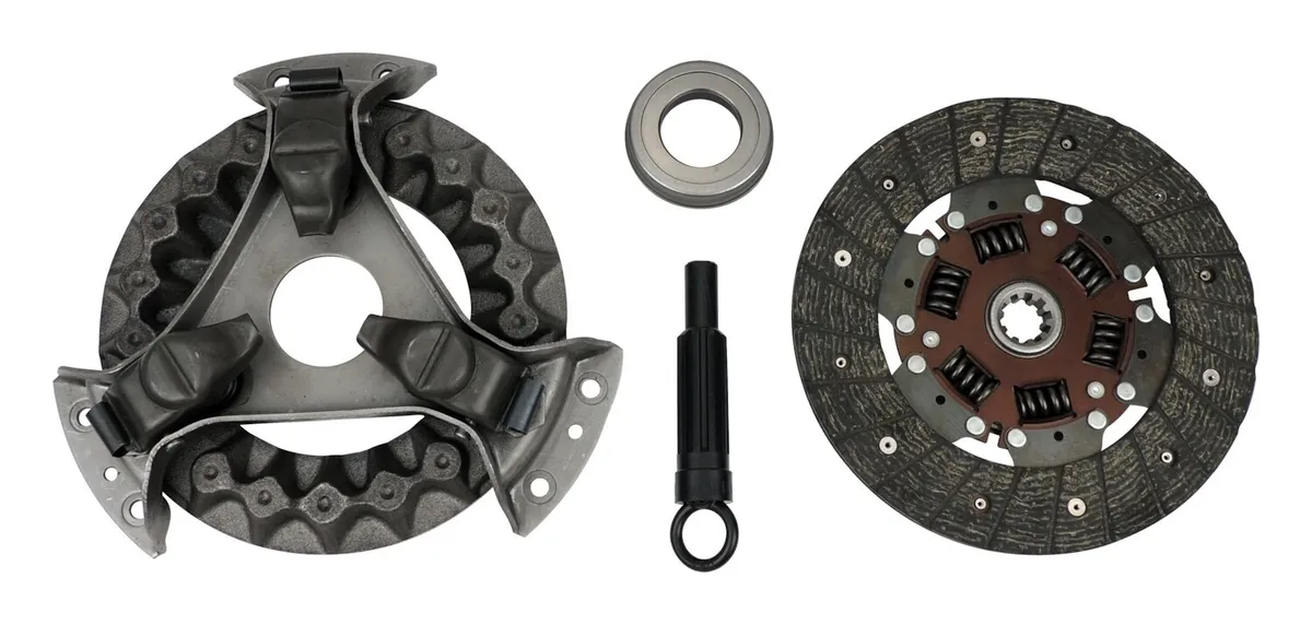 Clutch Kit; Incl. Clutch Disc/Pressure Plate/Clutch Release Bearing; 8.5 in. Clutch Disc; 10 Splines; .938 in. Spline Dia.; product image