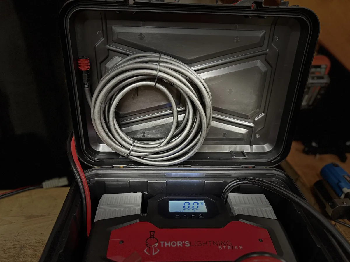 Thor’s Lightning AirVault2 – Portable 12V Dual Air Air Compressor (10.6 CFM) product image