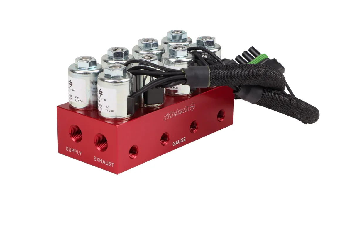 Ridetech 31934001 RidePro 4-Way valve with 1/4 NPT ports. product image