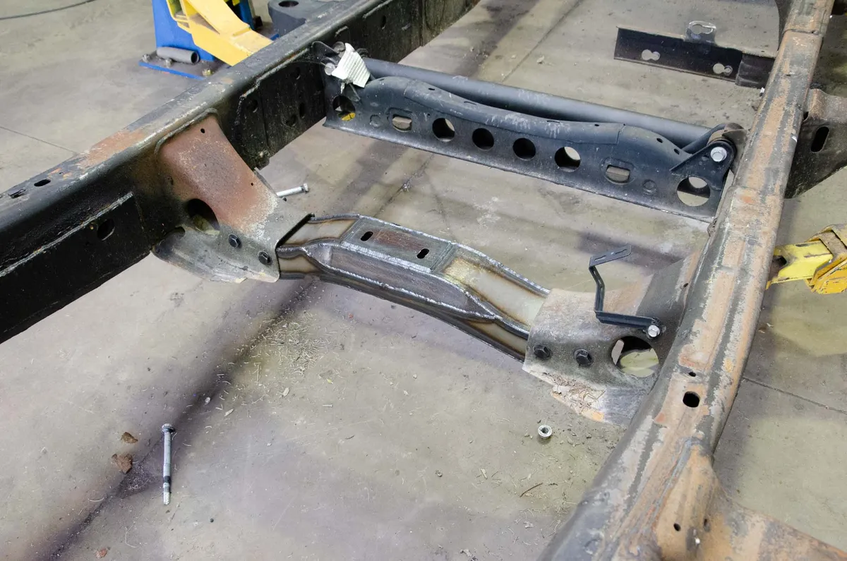Rust Buster 2011-2019 Chevy Silverado 2500hd Chevy Silverado 3500hd Gmc Sierra 2500hd Gmc Sierra 3500hd - Fits All Cab And Bed Configurations 4WD Only Transmission Crossmember Rb7842 product image