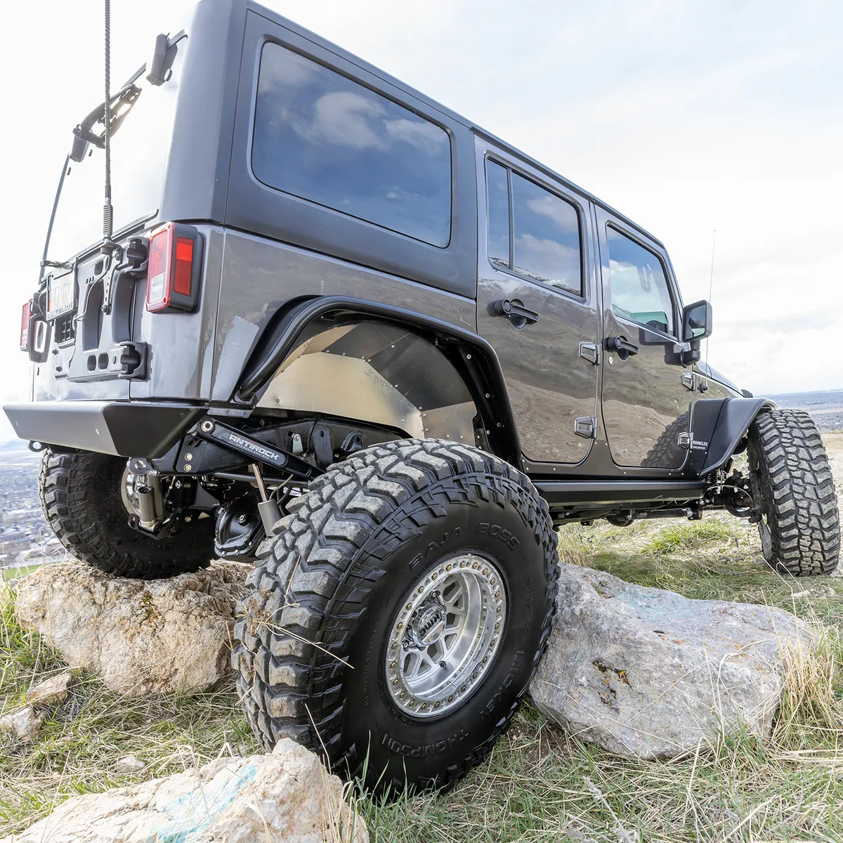 0718 Wrangler Rear Fender Inner Liner Raw product image