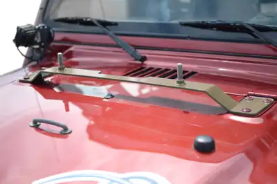 Steinjager Recovery and Towing 1997-2006 High Lift Jack Mount Hood Military Beige