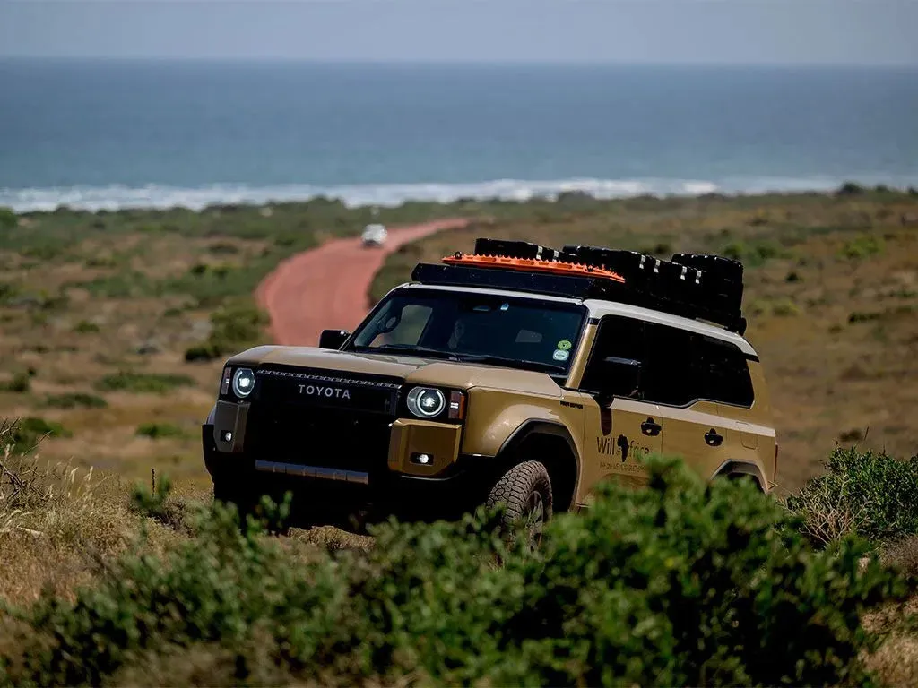 Slimsport Roof Rack Kit; 2210 mm/87 in. Long; 1200mm/47.2 in. Wide; 140mm/5.5 in. Hide; product image