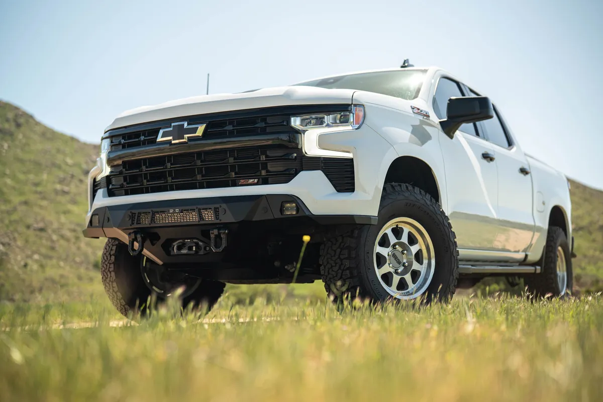 DV8 Offroad 2021-2025 Ford Bronco Tube Series Front Bumper FBCS1-08 product image