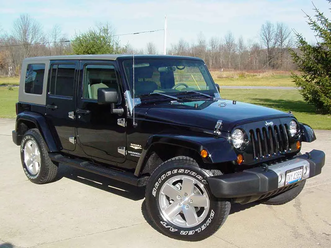 Jeep JK Hood Catch Pair 07-18 Wrangler JK Polished Silver Kentrol product image