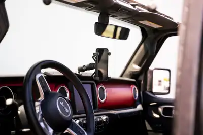 DV8 Offroad DV8 Offroad Jeep Wrangler JL & Gladiator JT | Digital Device Dash Mount