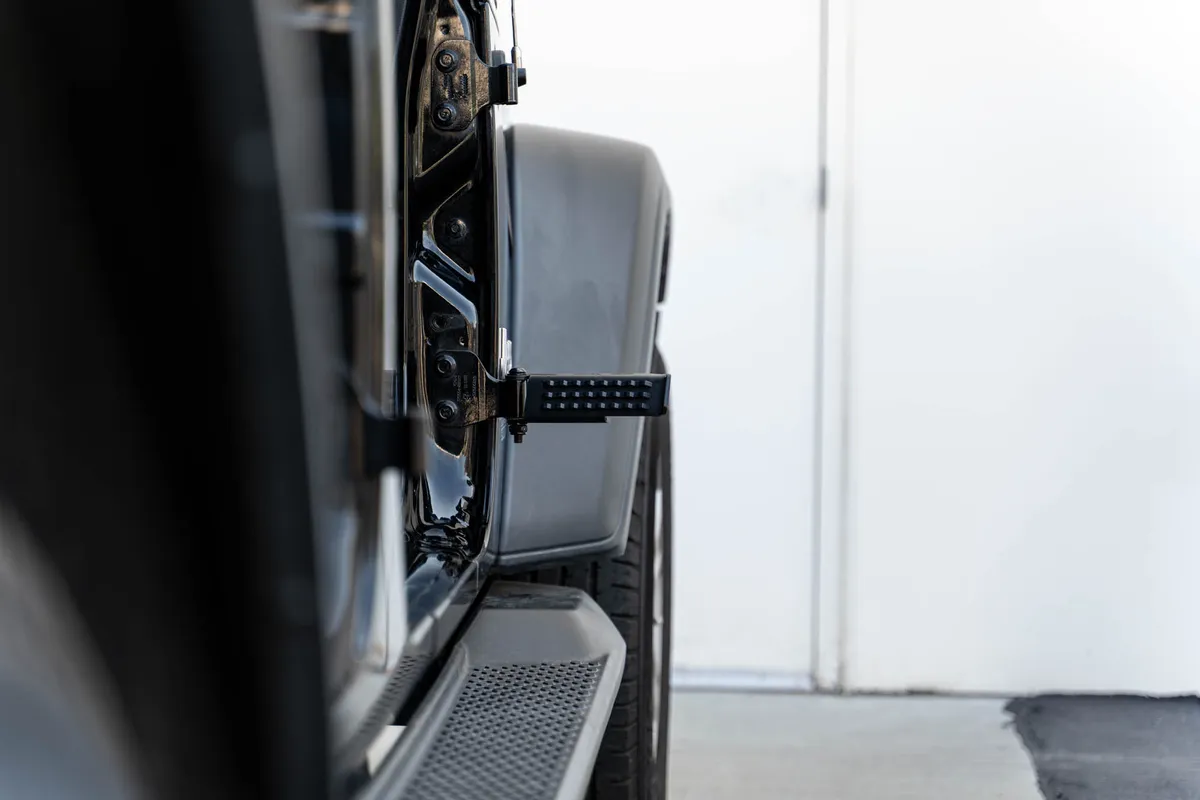 DV8 Offroad STJL-05 Jeep Wrangler JK/JL & Gladiator JT Foot Pegs product image