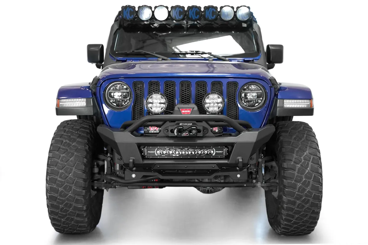 18c Wrangler Phantom Winch Stubby Front Bumper product image