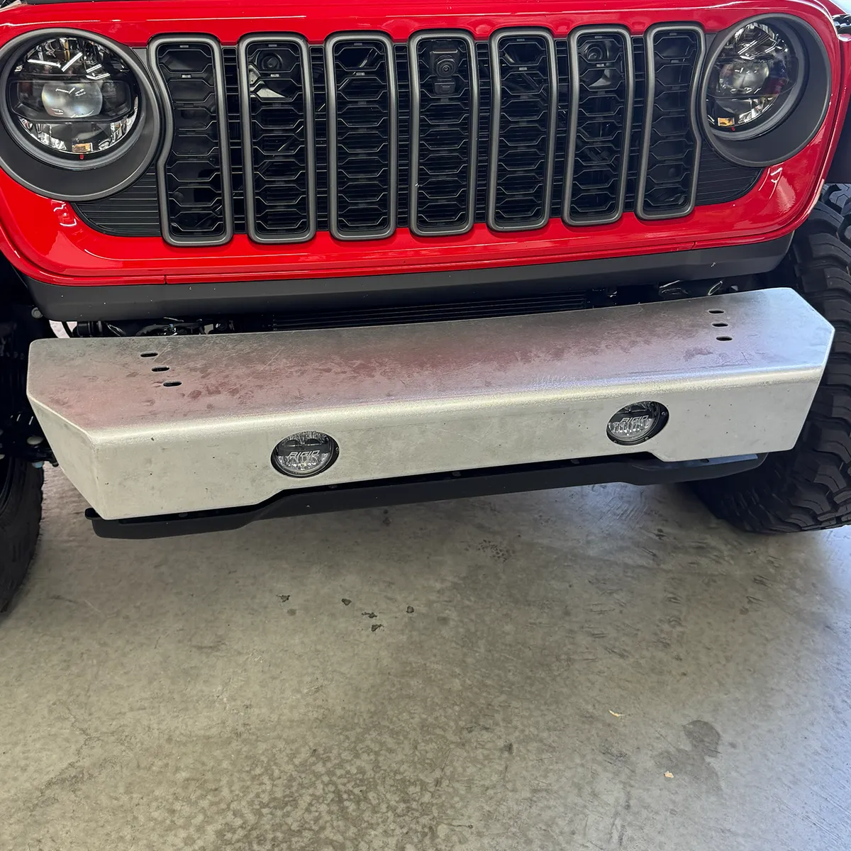 2007-2026 Jk/Jku/Jl/Jlu/Jt Front Bumper Without Hoop (Aluminum Surf & Turf Winchless Skin) Savvy Offroad product image