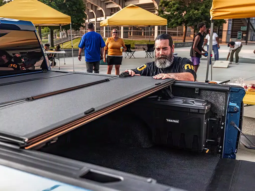 1522 Colorado/Canyon Std/Ext Cab 6ft Bakflip g2 Tonneau Cover product image