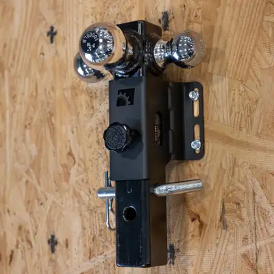 BUILTRIGHT "Hitch Holder - Trailer Hitch Mounting Bracket- 2"" Receiver"