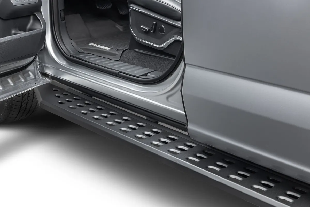 Go Rhino - 69415587PC - RB20 Running Boards With Mounting Brackets - Textured Black product image