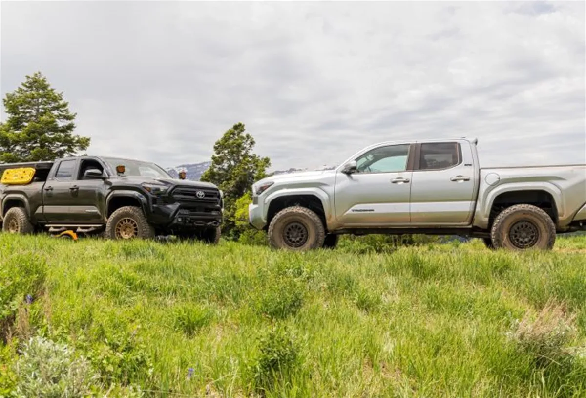 3" SST3.3 Suspension System With Falcon 3.3 Struts/Shocks - Toyota Tacoma 2024-2025 product image