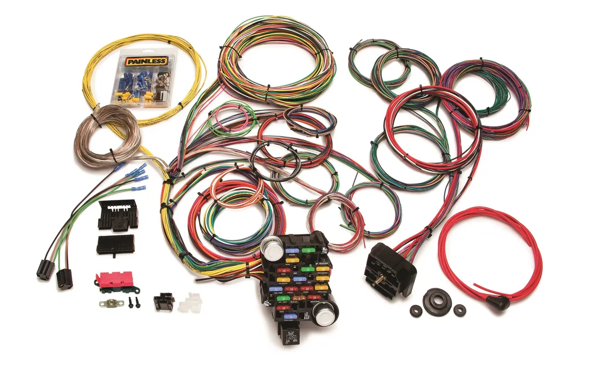 28 Circuit Classic-Plus Customizable Muscle Car Harness; 18 Fuses w/Horn Relay/Maxi Fuse; Bulkhead Connector Through Firewall; Incl. Wires For Fuel/Oil/Temp Gauges/Tach/Voltmeter; product image
