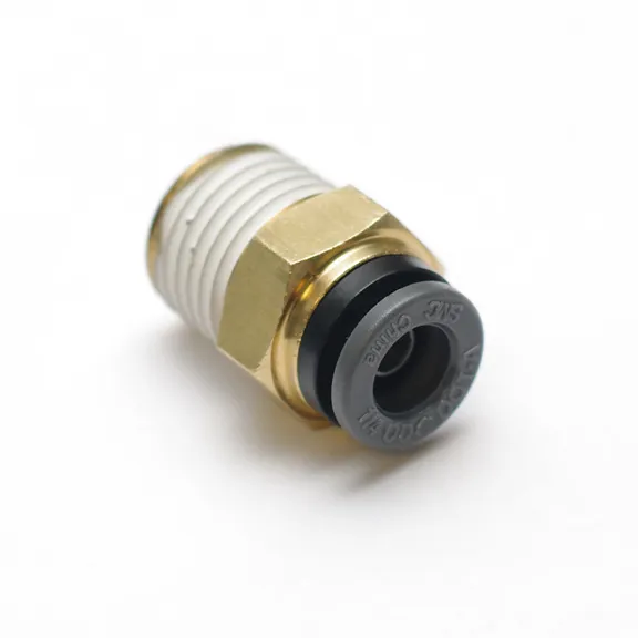 Ridetech 31954000 Airline Fitting, Straight. 1/4 NPT to 1/4 Airline. product image