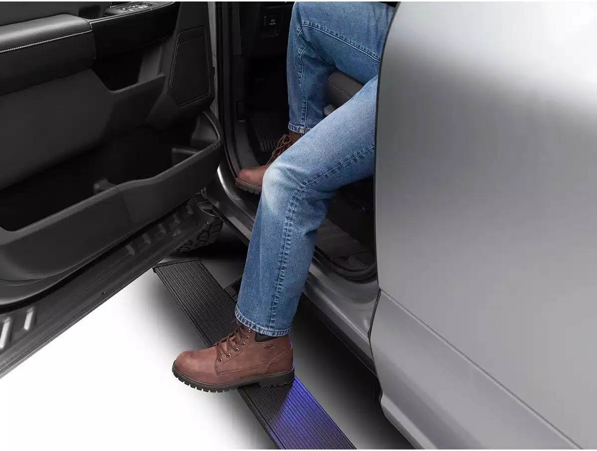 0216 F250/F350/F450/0203 Excursion(Supercab Req Cutting) Powerstep W/Light Kit product image