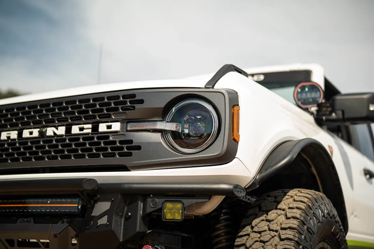 DV8 Offroad 2021-2025 Ford Bronco Black Headlights HLCBR-01 product image
