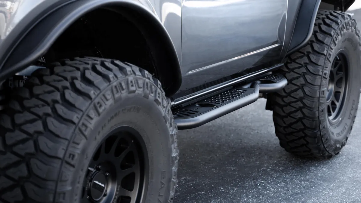 2021-2026 Ford Bronco | OE Plus 2-Door Side Steps product image