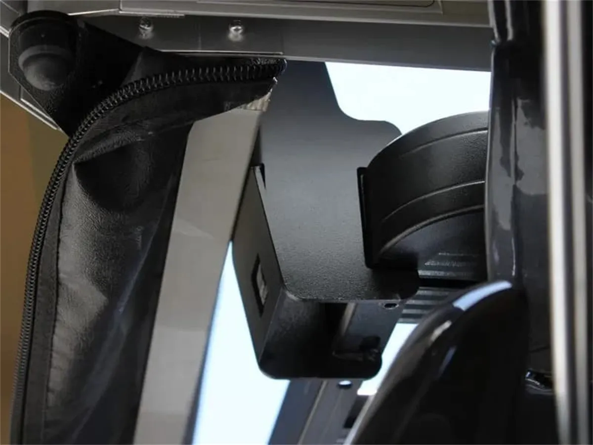 Front Runner Outfitters Bat Wing/Manta Wing Brackets product image