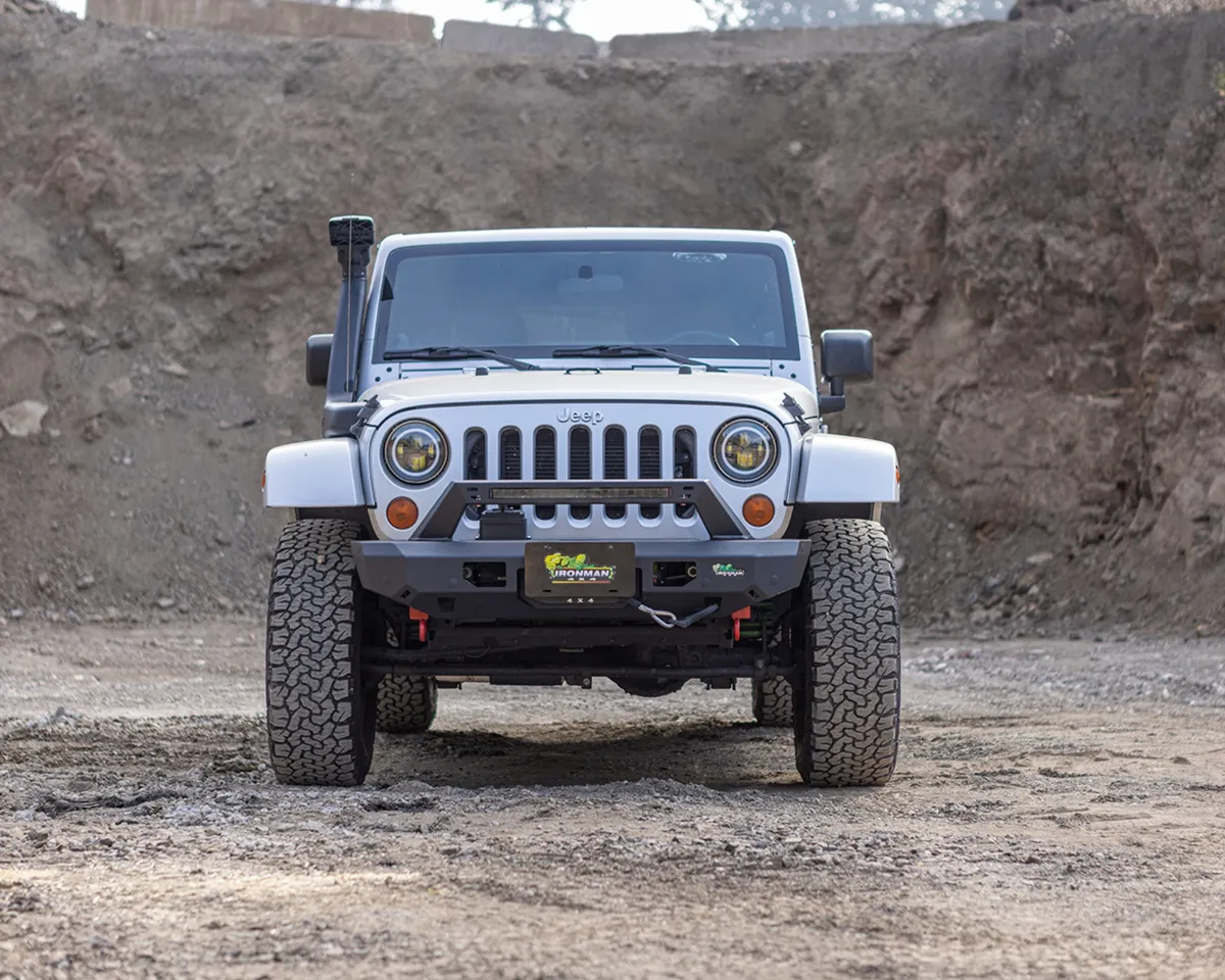 0717 Wrangler JK Raid Series Stubby Front Bumper Kit W/Lightbar product image