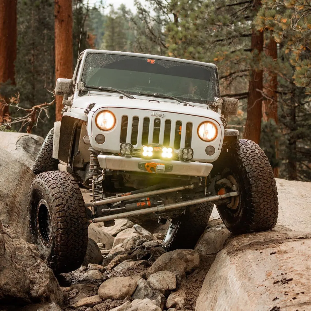 0718 Wrangler Legacy Front Bumper Witho Hoop Raw product image