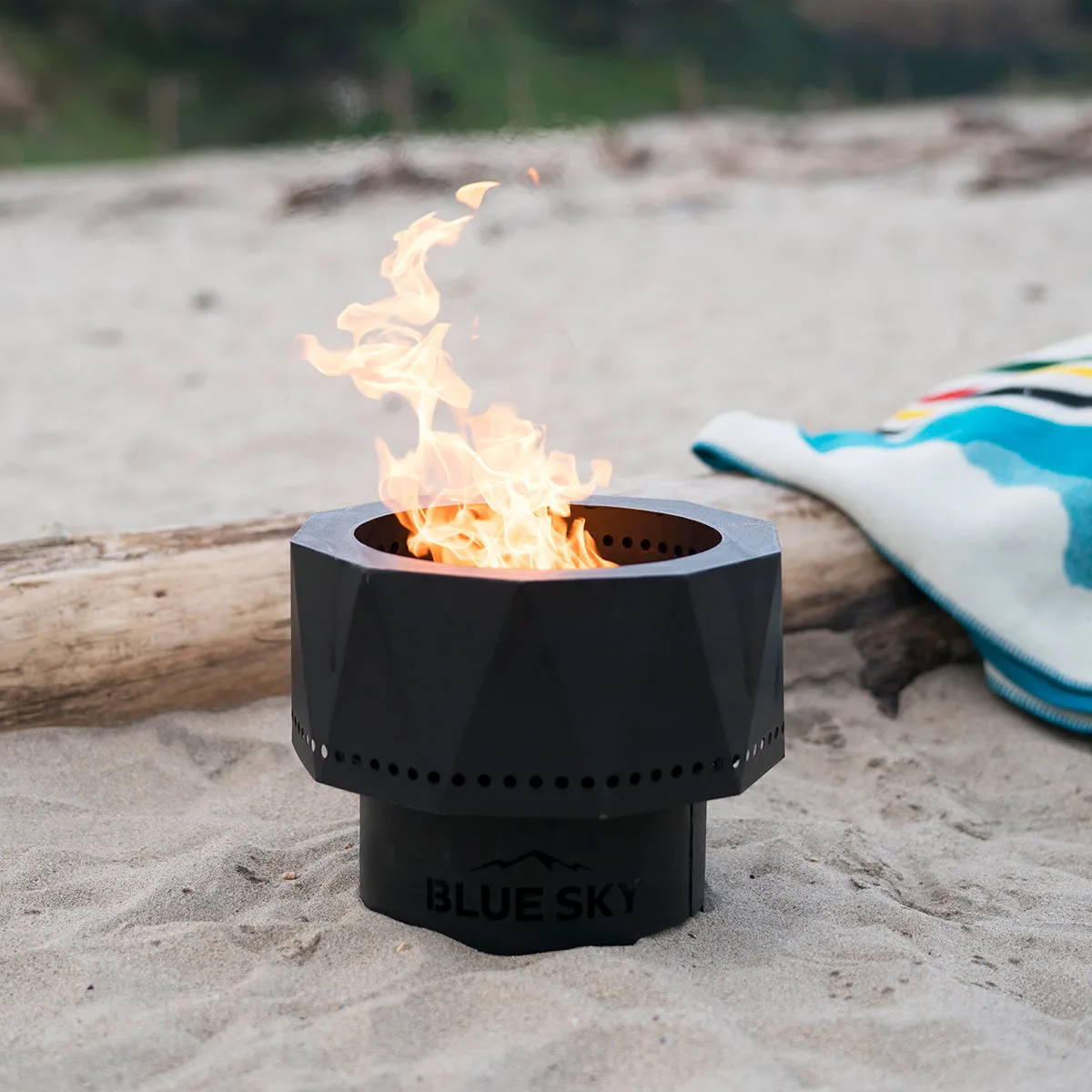 The Ridge Portable High Efficiency Pellet Fire Pit Black product image