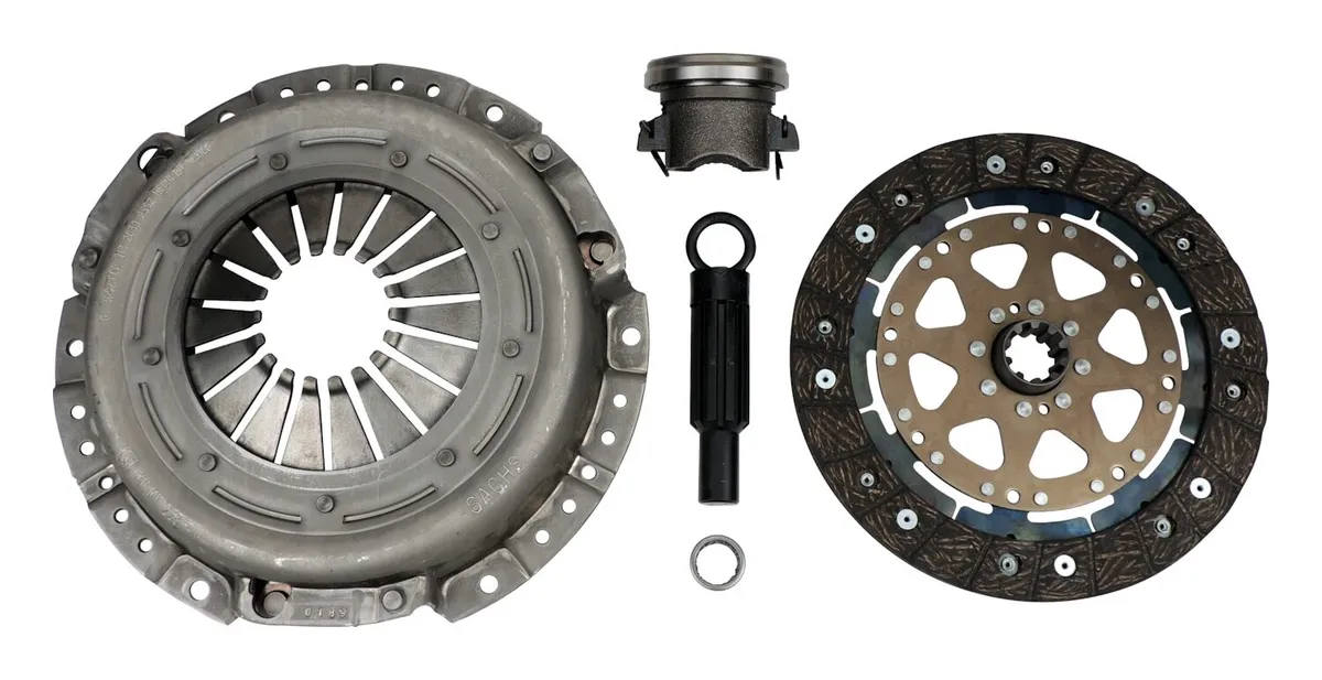 Clutch Kit; Incl. Clutch Disc/Pressure Plate/Clutch Release Bearing/Pilot Bearing/Clutch Alignment Tool; 9 in. Clutch Disc; 10 Splines; 1.125 in. Spline Dia.; product image