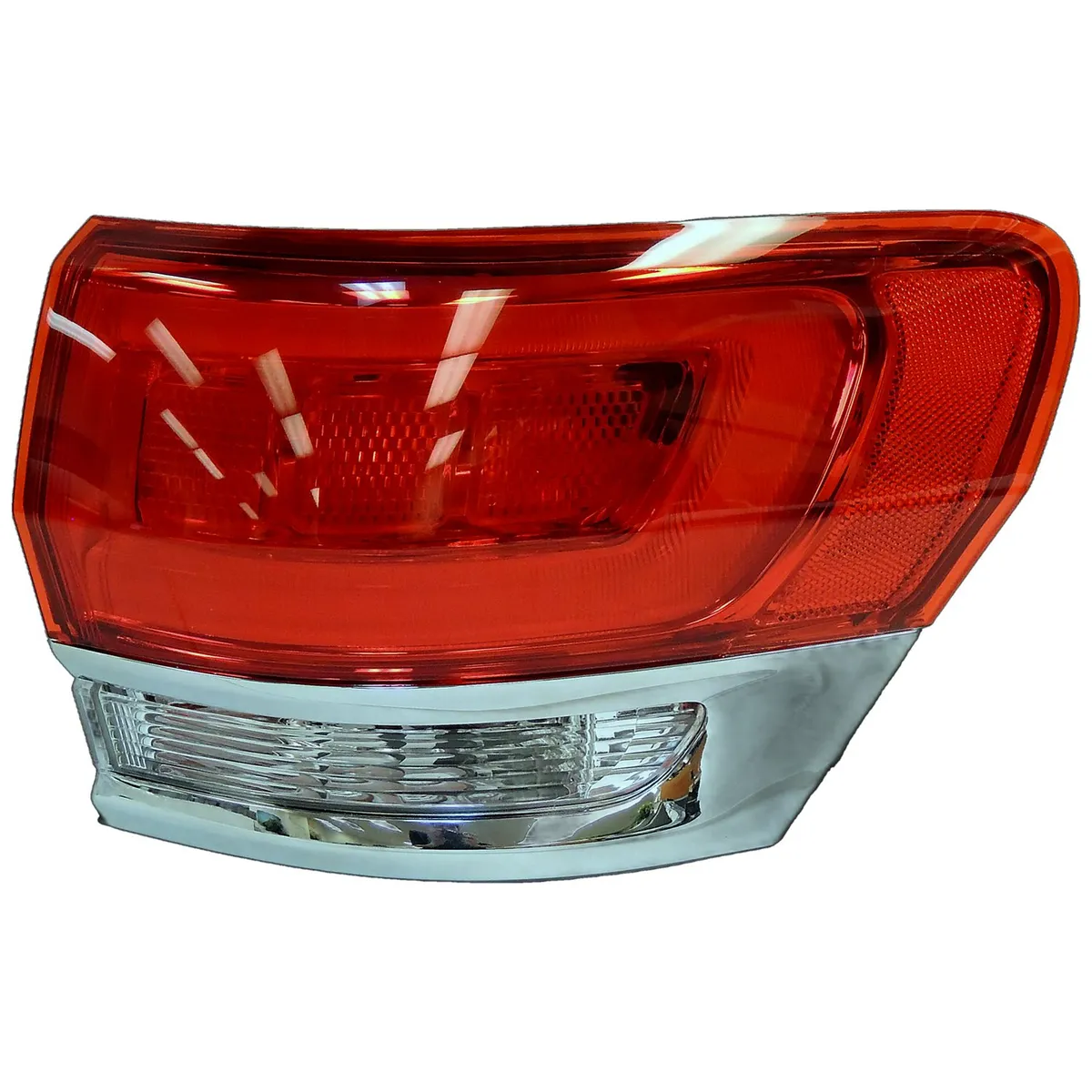 Crown Automotive Jeep Replacement 68110016AD Right Tail Lamp Assembly w/ Chrome Bezel for 14-18 Jeep WK Grand Cherokee product image