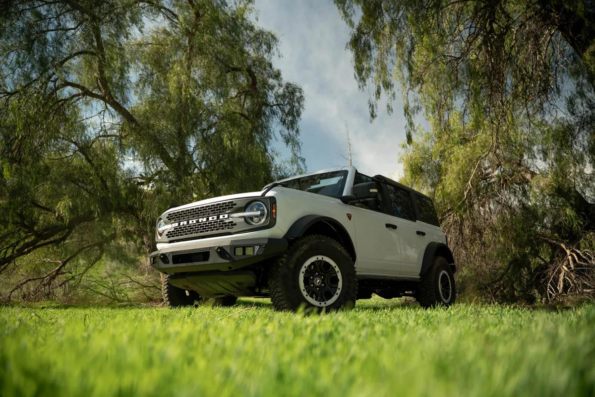 2021-2025 Ford Bronco DV8 Offroad Oe Plus Series Front Bumper V2 product image