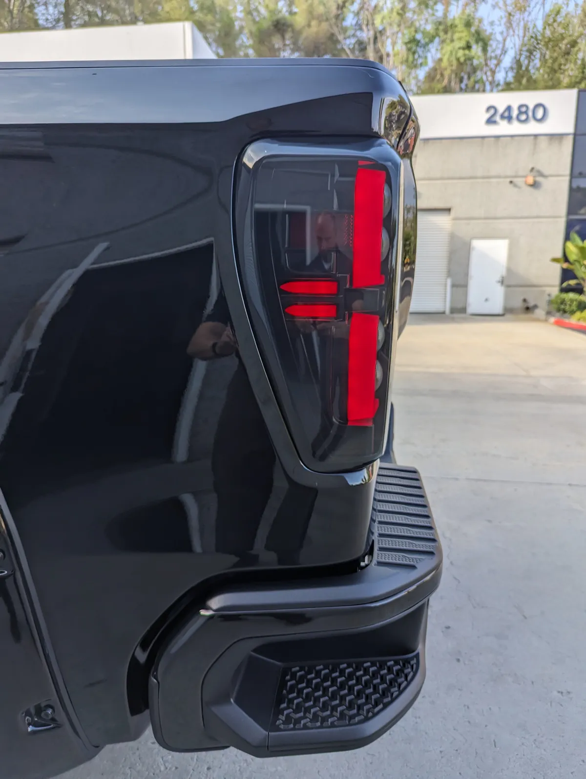 Gmc Sierra 19-20 1500 And 20-21 25003500 Only Fits Single Wheel Body Style Trucks With Factory OEM LED Tail Lights Oled Tail Lights - Smoked Lens product image