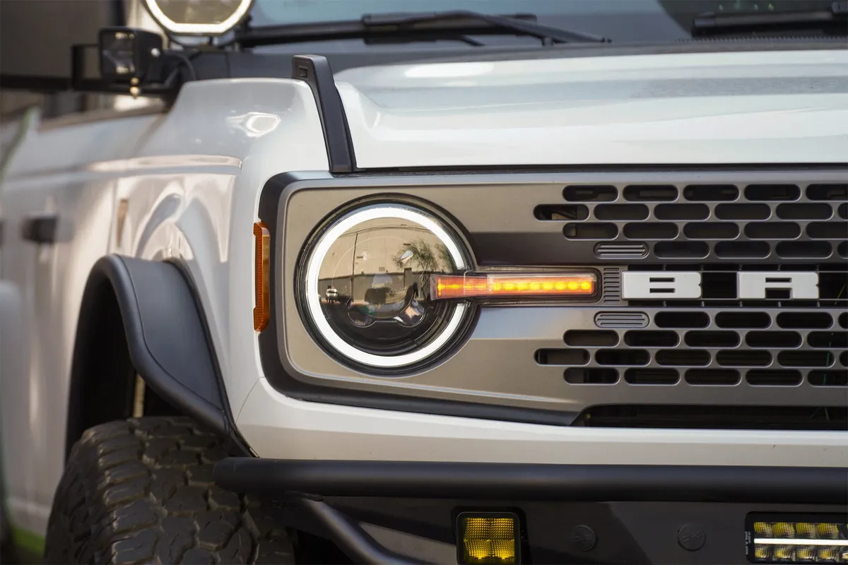 DV8 Offroad 2021-2025 Ford Bronco Black Headlights HLCBR-01 product image