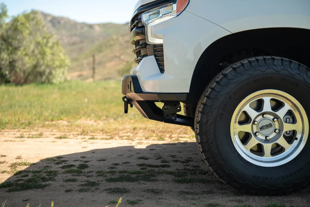 DV8 Offroad 2021-2025 Ford Bronco Tube Series Front Bumper FBCS1-08 product image