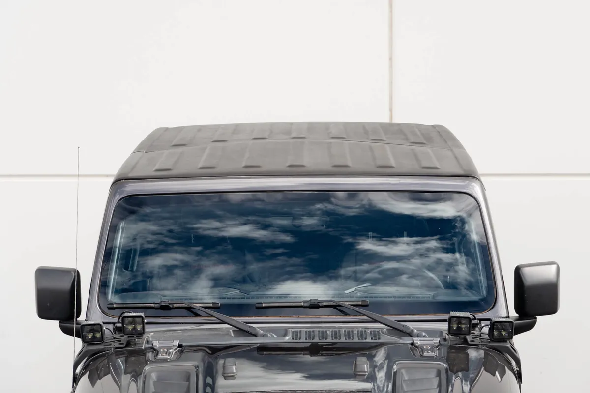 18c Wrangler JL 4dr 2pc Hard Top (Razor Fast Back)(No Wiper No Defrost) product image