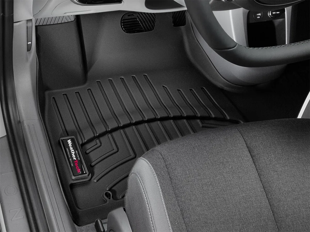 FloorLiner™ DigitalFit®; Black; Front; Over The Hump; product image